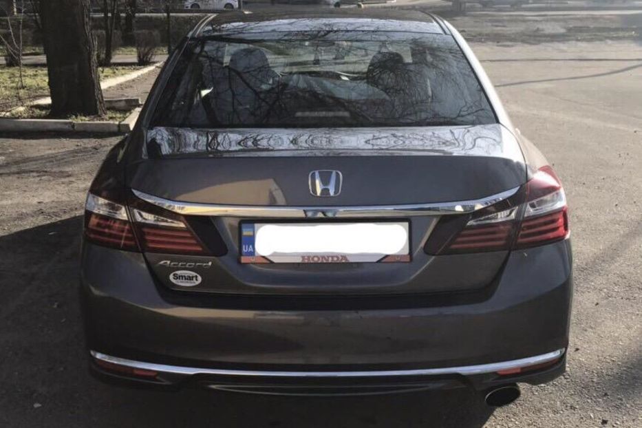 Продам Honda Accord LX 2016 года в Киеве