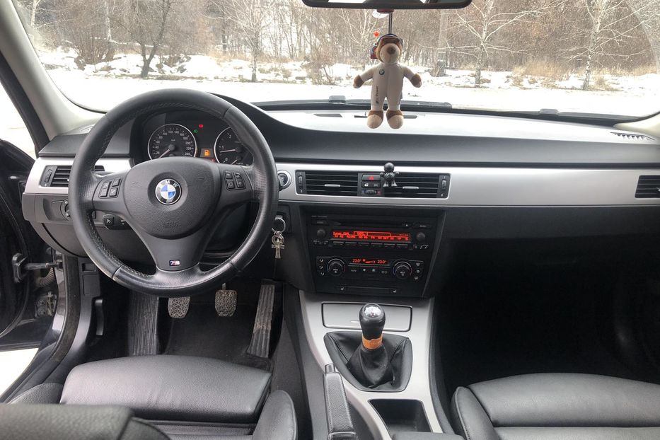 Продам BMW 330 2008 года в Днепре