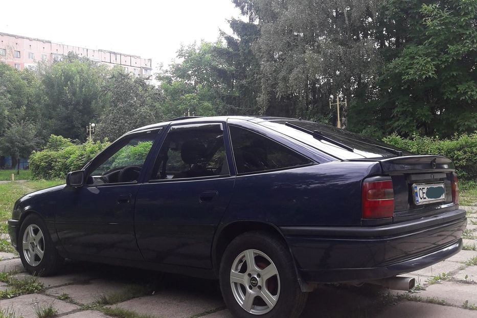 Продам Opel Vectra A 1990 года в Черновцах