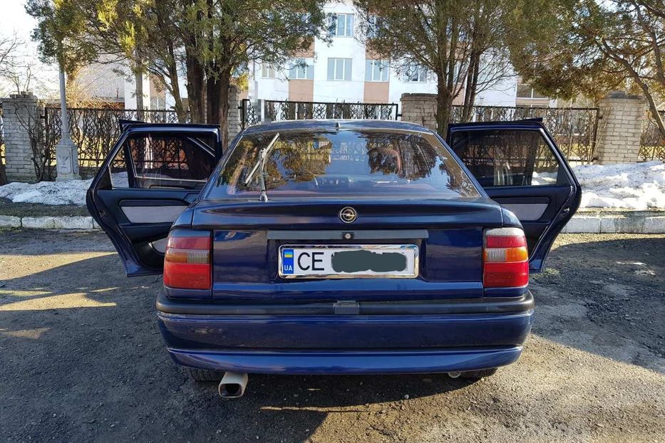 Продам Opel Vectra A 1990 года в Черновцах