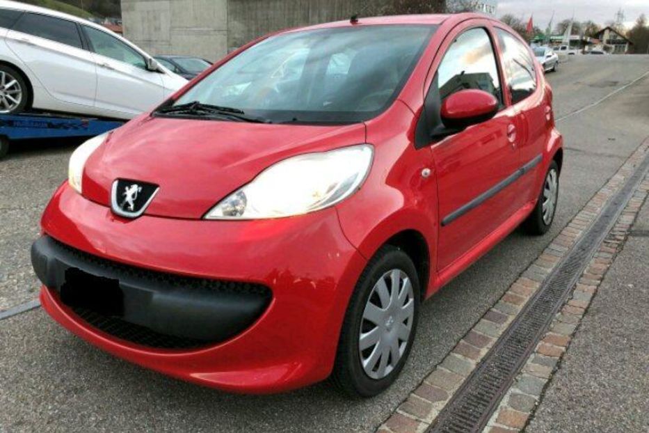 Продам Peugeot 107 2011 года в г. Гадяч, Полтавская область