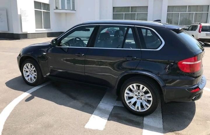 Продам BMW X5 2007 года в Чернигове