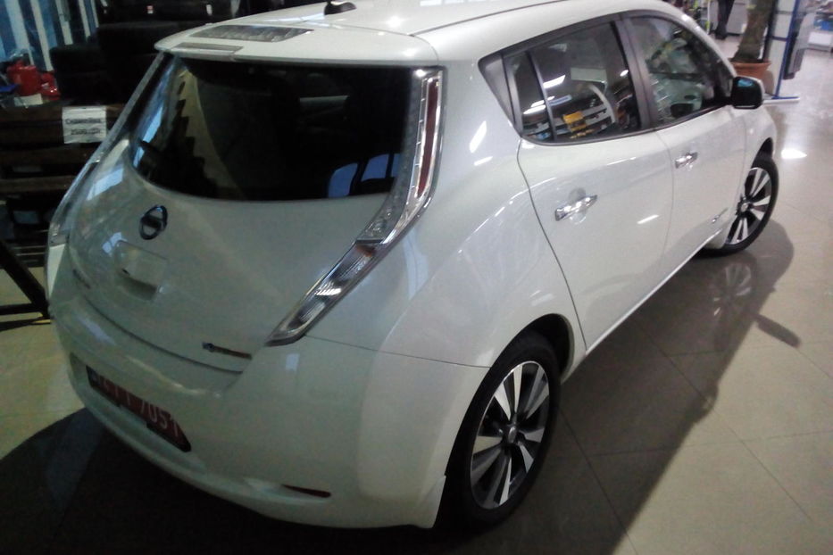 Продам Nissan Leaf SL 30kwt 2016 года в Днепре