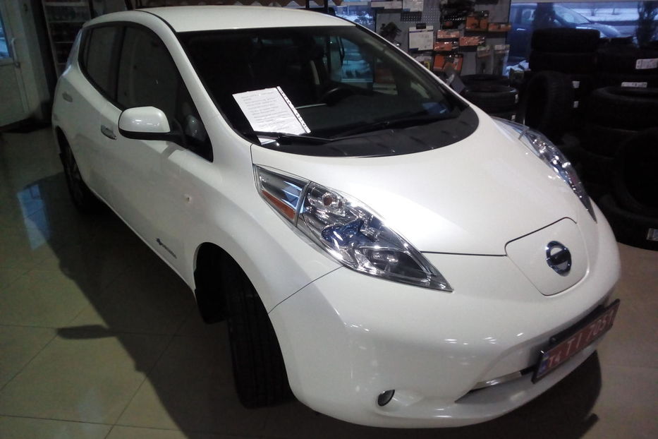 Продам Nissan Leaf SL 30kwt 2016 года в Днепре