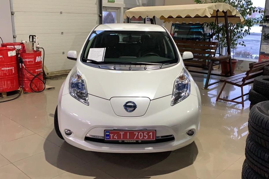 Продам Nissan Leaf SL 30kwt 2016 года в Днепре