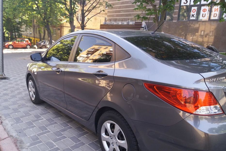 Продам Hyundai Accent  2011 года в Киеве