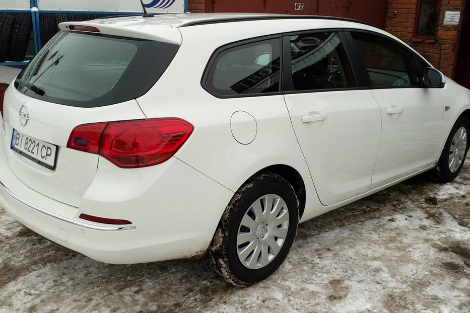 Продам Opel Astra J 2014 года в Полтаве