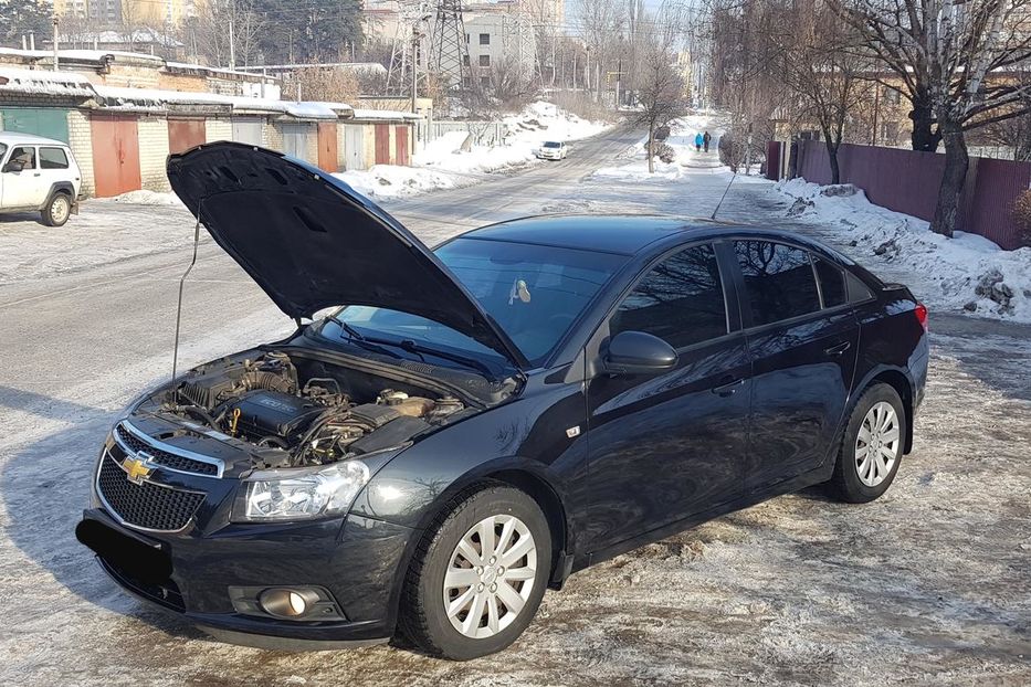 Продам Chevrolet Cruze LT 2010 года в Киеве