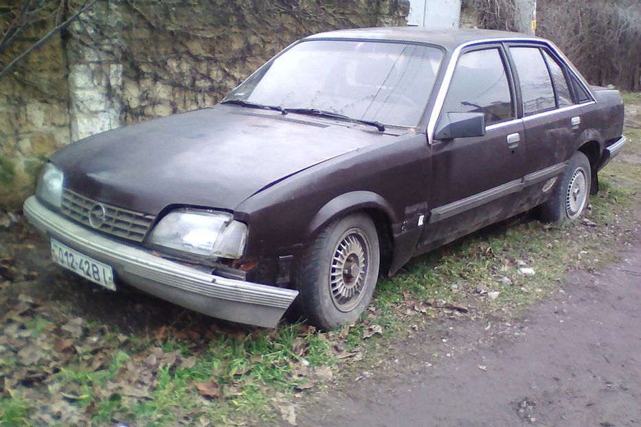 Продам Opel Rekord 1982 года в Одессе