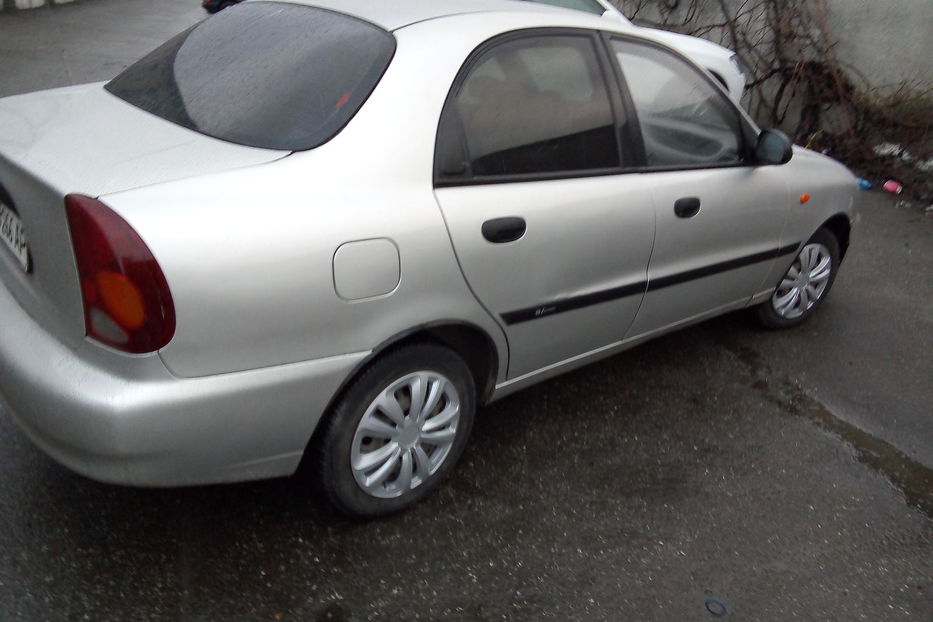 Продам Daewoo Lanos 1,5 газ гур 2006 года в Киеве
