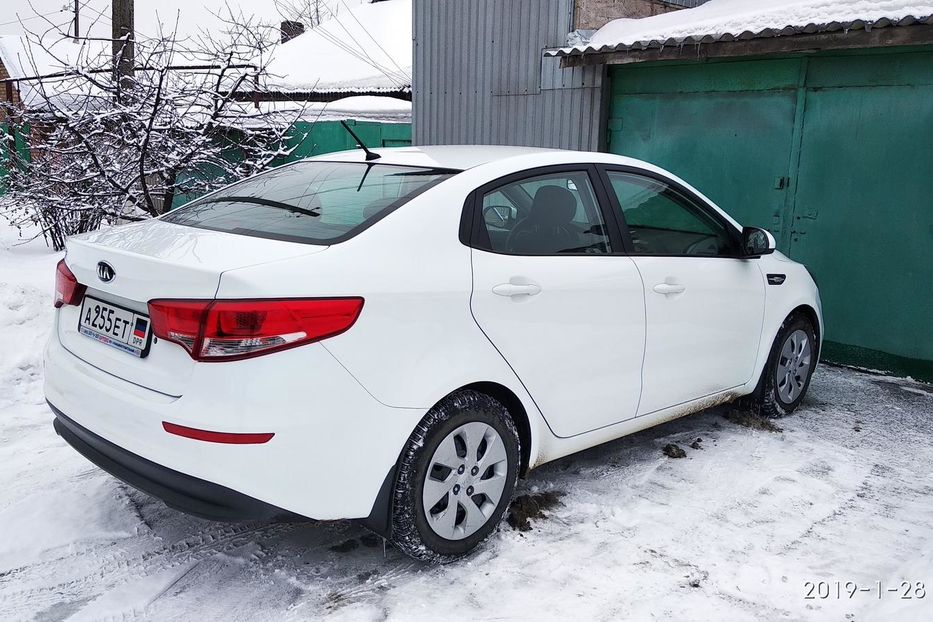 Продам Kia Rio 2016 года в г. Енакиево, Донецкая область