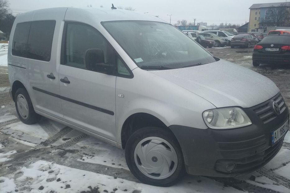 Продам Volkswagen Caddy пасс. 2006 года в Киеве