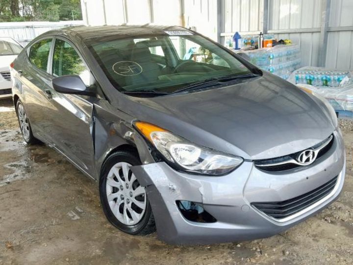 Продам Hyundai Elantra 2013 года в Харькове