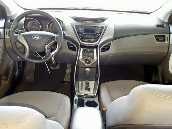 Продам Hyundai Elantra 2013 года в Харькове