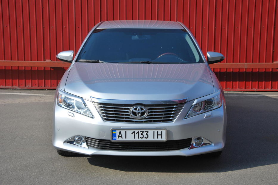 Продам Toyota Camry FULL 2012 года в Киеве