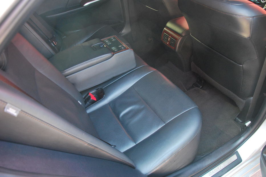 Продам Toyota Camry FULL 2012 года в Киеве