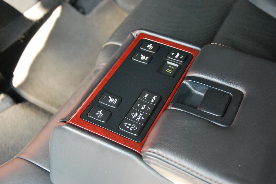 Продам Toyota Camry FULL 2012 года в Киеве