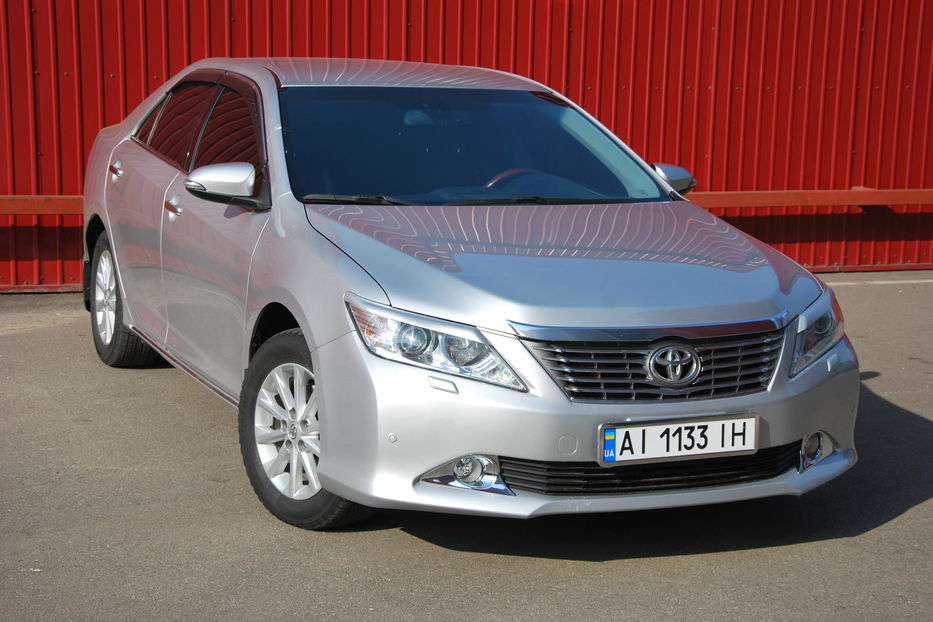 Продам Toyota Camry FULL 2012 года в Киеве