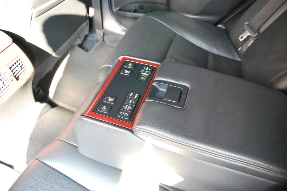 Продам Toyota Camry FULL 2012 года в Киеве