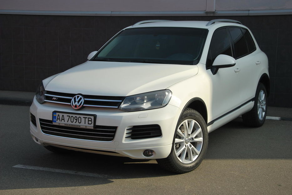 Продам Volkswagen Touareg 2011 года в Киеве