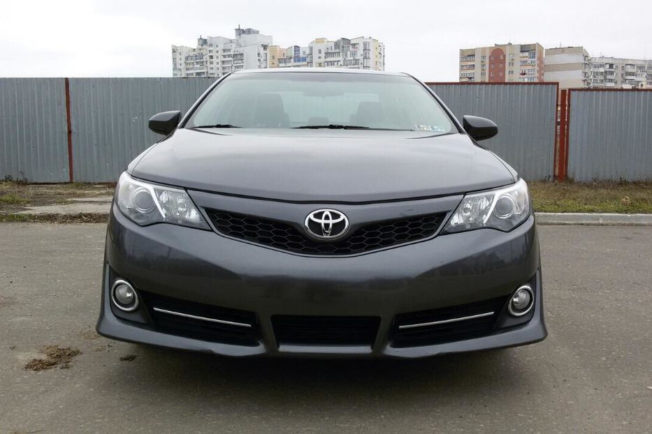 Продам Toyota Camry 50 2014 года в Одессе