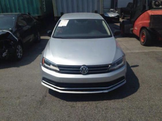 Продам Volkswagen Jetta 2015 года в Харькове