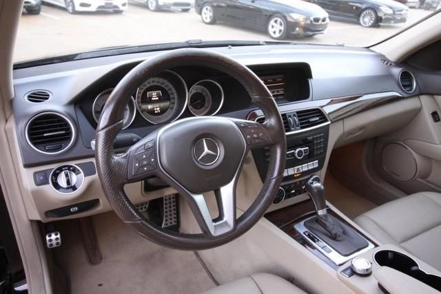 Продам Mercedes-Benz C-Class 2014 года в Днепре