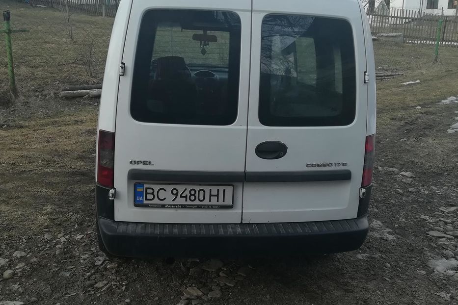 Продам Opel Combo пасс. 2004 года в г. Самбор, Львовская область