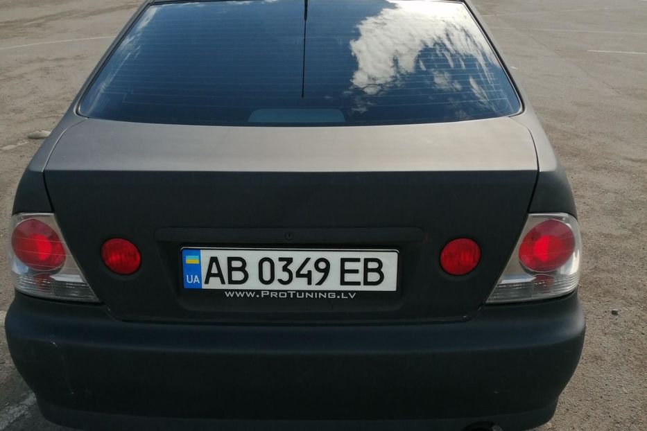 Продам Lexus IS 200 1999 года в Виннице