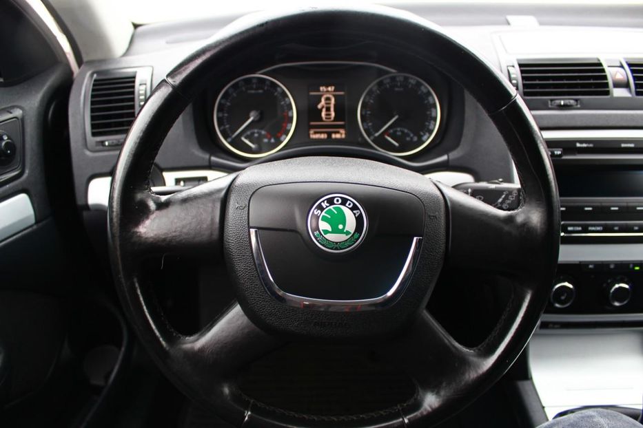 Продам Skoda Octavia A5 2012 года в Львове