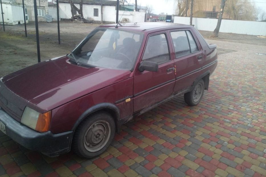 Продам ЗАЗ 1103 Славута 2000 года в г. Костополь, Ровенская область