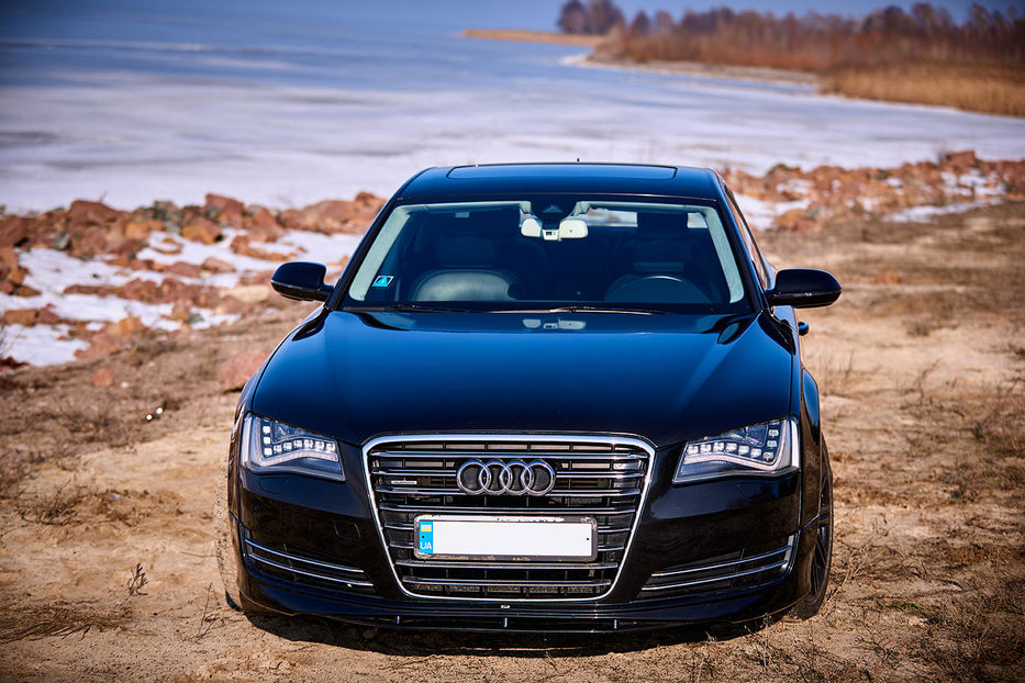 Продам Audi A8 2013 года в Киеве