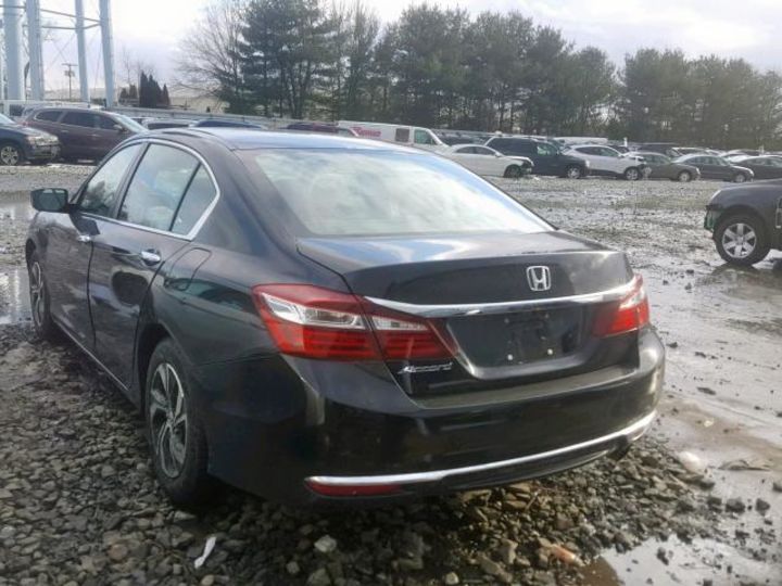 Продам Honda Accord LX 2016 года в Харькове