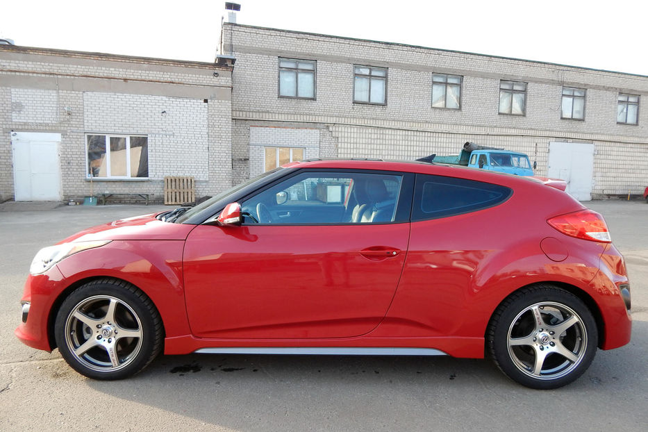 Продам Hyundai Veloster turbo. 183 Л.С.   2016 года в Киеве