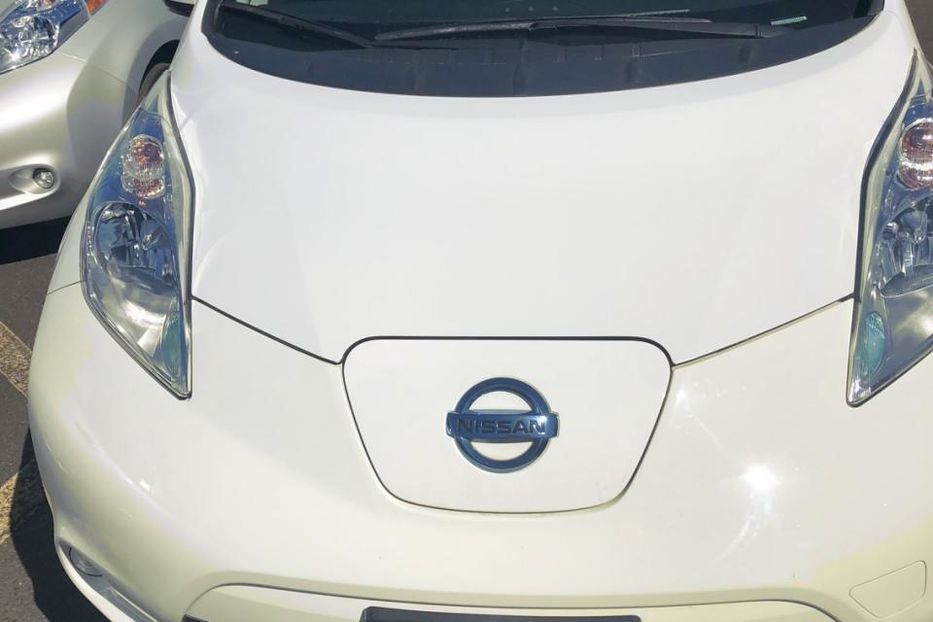 Продам Nissan Leaf 2015 года в Киеве