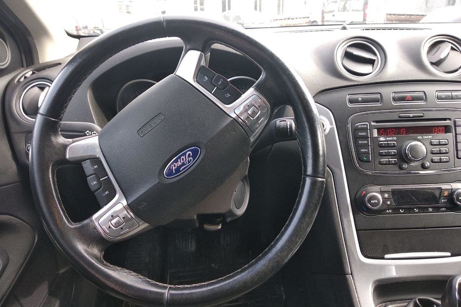 Продам Ford Mondeo Ford Mondeo 1.6 турбо экобуст. 2013 года в Киеве