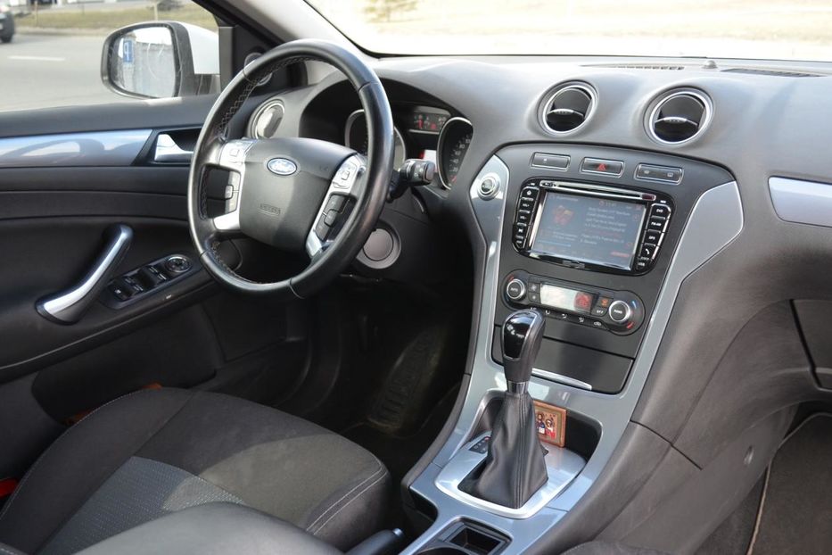 Продам Ford Mondeo TREND PLUS 2012 года в Киеве