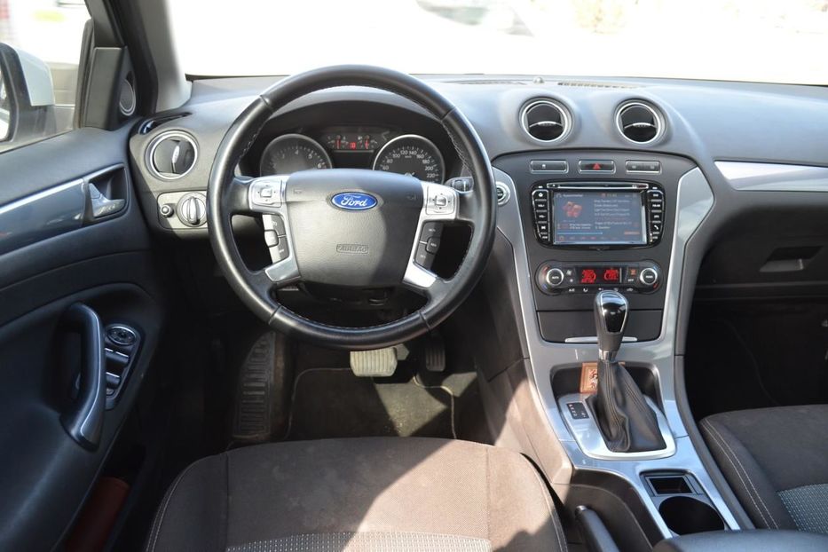 Продам Ford Mondeo TREND PLUS 2012 года в Киеве