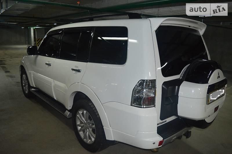 Продам Mitsubishi Pajero Wagon ULTIMATE 2014 2014 года в Киеве