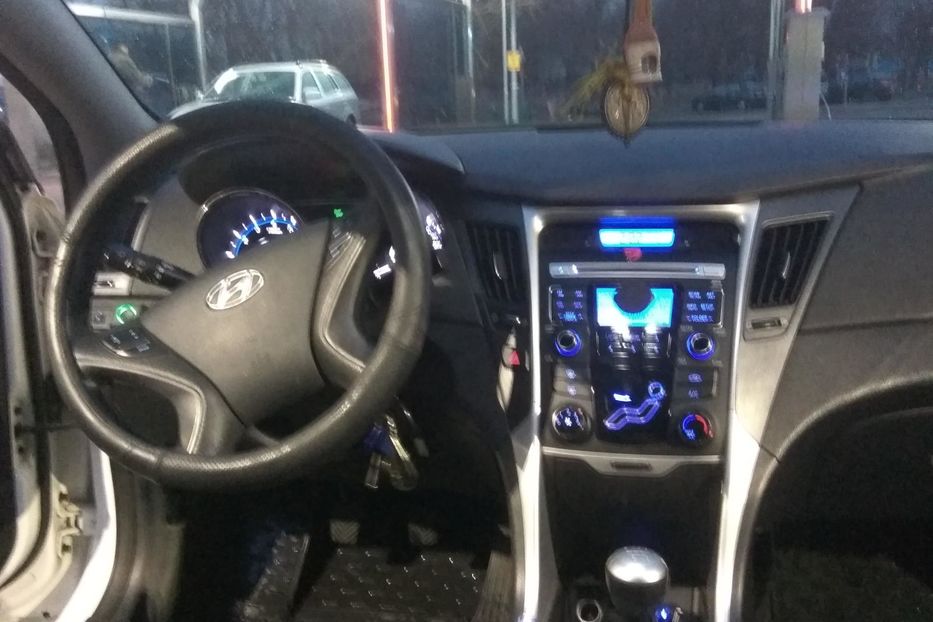 Продам Hyundai Sonata 2 2012 года в Киеве