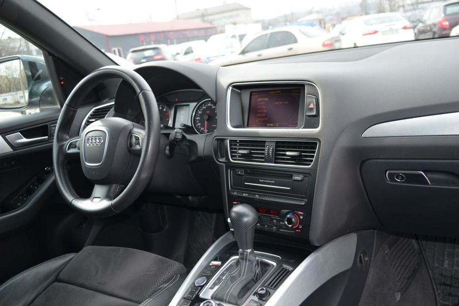 Продам Audi Q5 QUATTRO S-LINE 2011 года в Киеве