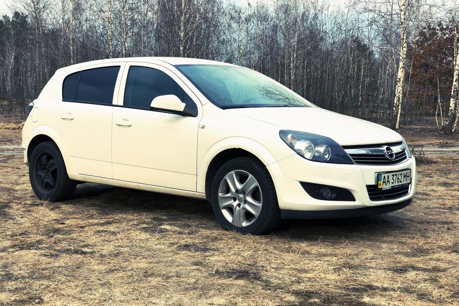 Продам Opel Astra H Хэтчбек 2012 года в Киеве