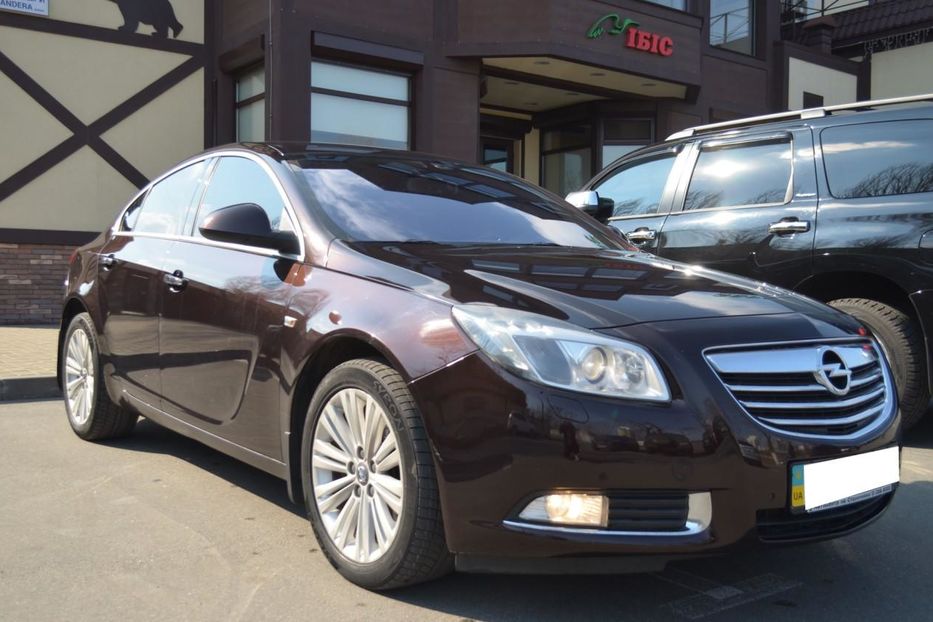 Продам Opel Insignia Individual 2012 года в Киеве