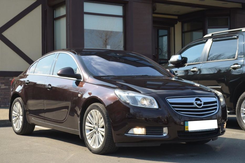 Продам Opel Insignia Individual 2012 года в Киеве