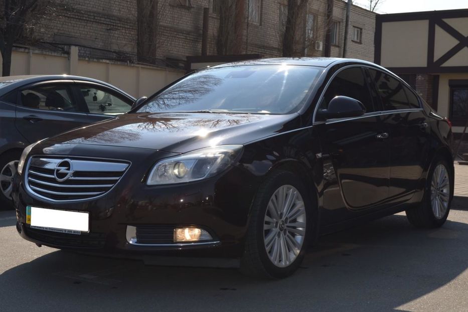 Продам Opel Insignia Individual 2012 года в Киеве