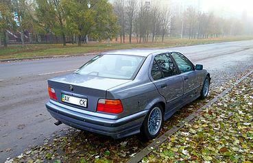 Продам BMW 320 1997 года в Харькове
