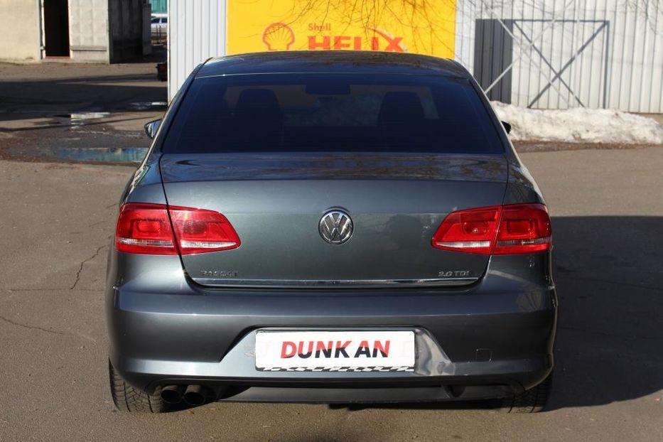 Продам Volkswagen Passat B7 2.0 TDI 2013 года в Киеве