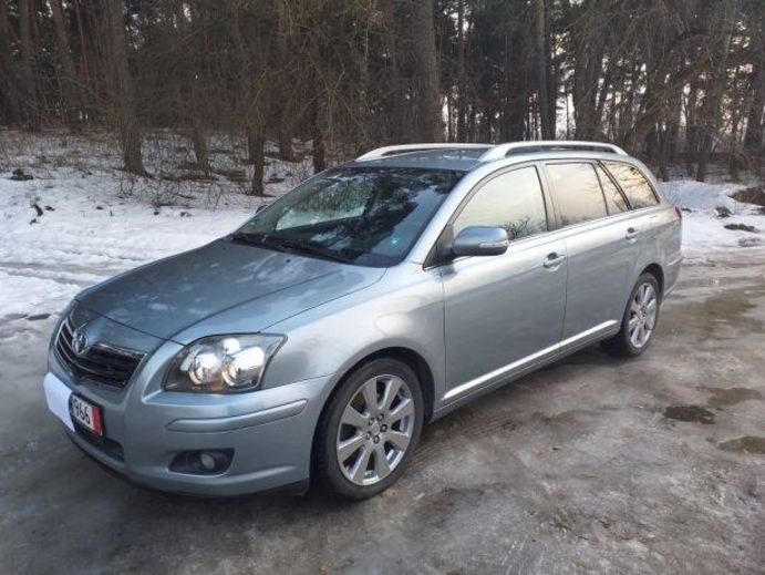 Продам Toyota Avensis 2008 года в г. Тростянец, Сумская область