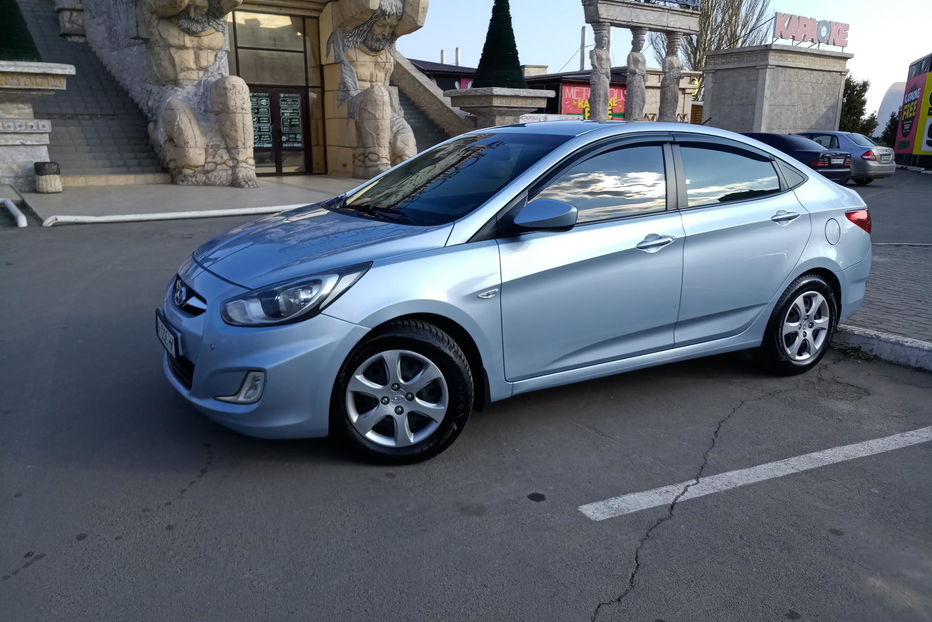 Продам Hyundai Accent  2011 года в г. Черноморское, АР Крым