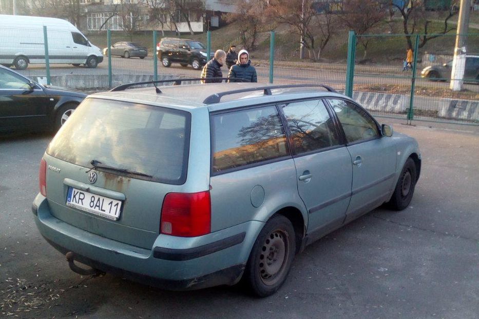 Продам Volkswagen Passat B5 1998 года в Киеве